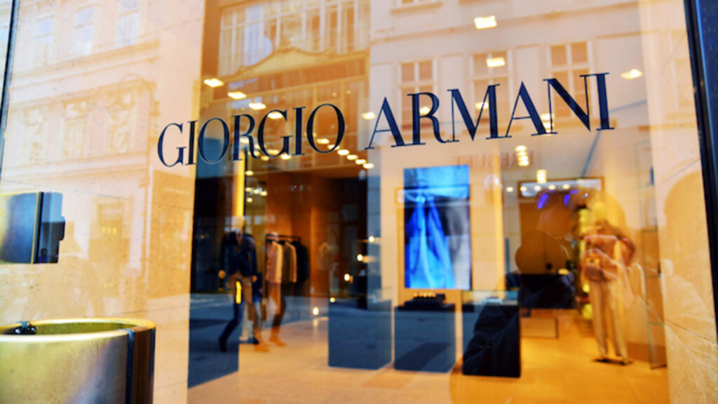 Giorgio Armani / Фото: insideretail.asia