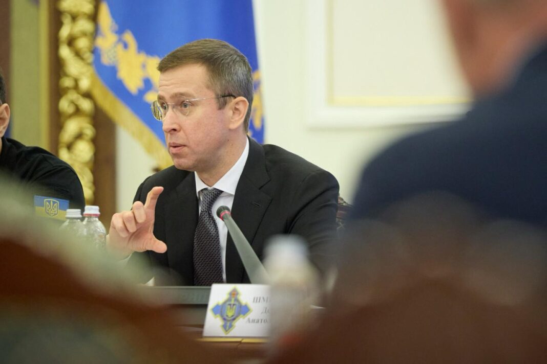 Сергій Корецький під час наради з представниками бізнесу.