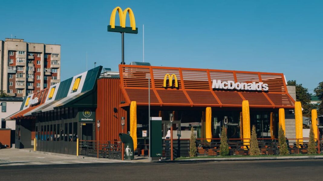 Другий ресторан McDonald's у Рівному