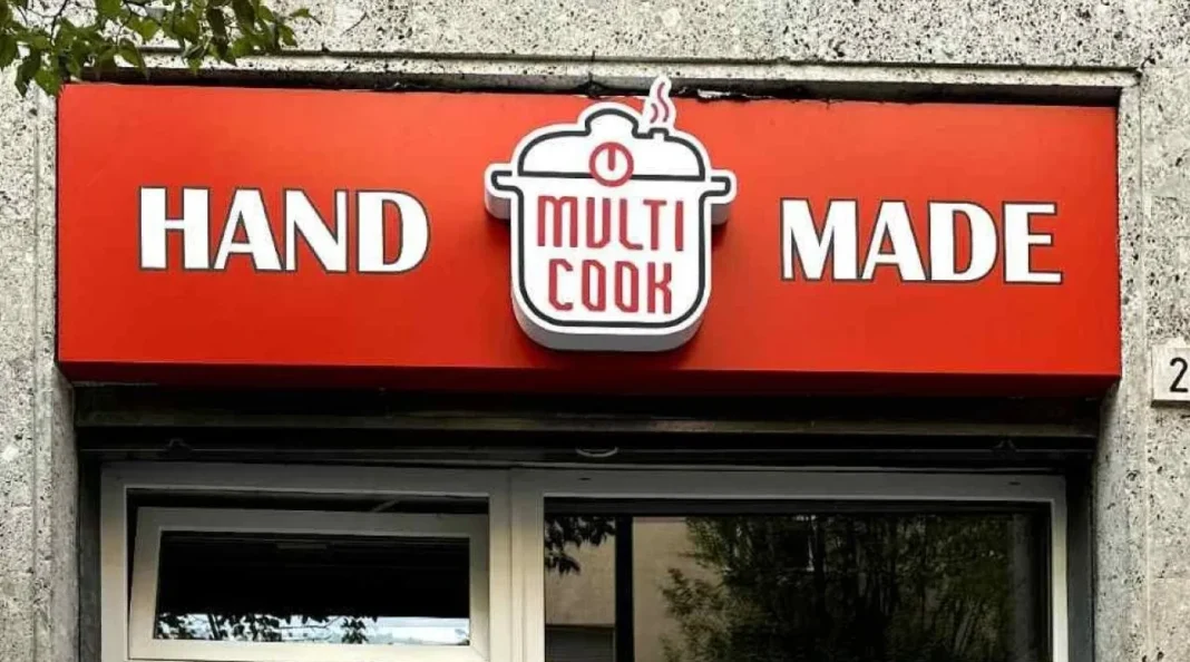 Магазин напівфабрикатів Multi Cook в Італії.